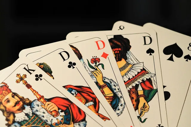 playing cards, desktop backgrounds, laptop wallpaper, free wallpaper, 4k wallpaper 1920x1080, gambling, beautiful wallpaper, skat, windows wallpaper, cross, king, game, cool backgrounds, cards, mac wallpaper, wallpaper hd, win, 4k wallpaper, hd wallpaper, wallpaper 4k, full hd wallpaper, free background, background. Checking that translated game ad copy fits the interaction